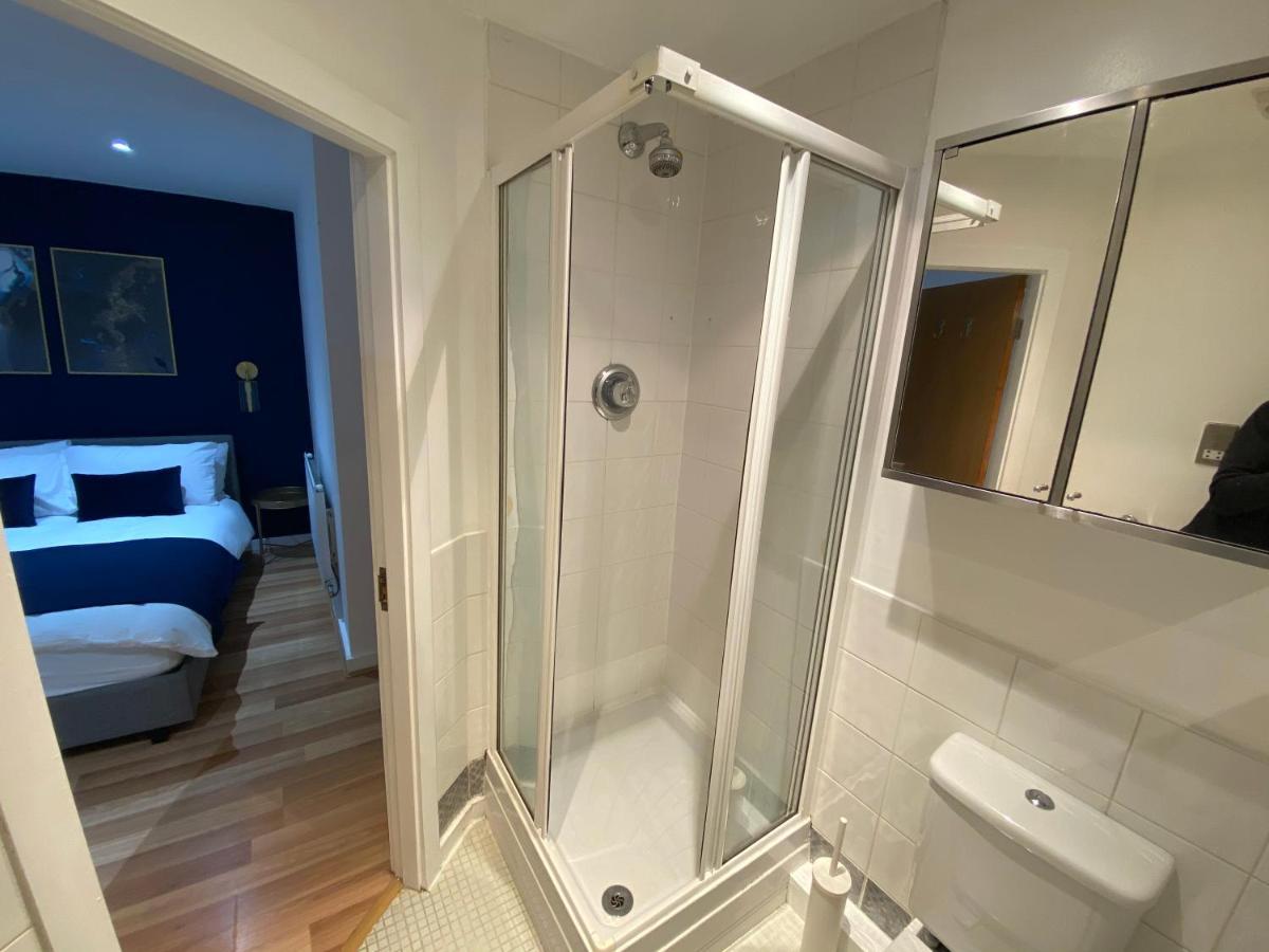 Large 5-Bed City Centre Townhouse With Secure Parking مانشستر المظهر الخارجي الصورة